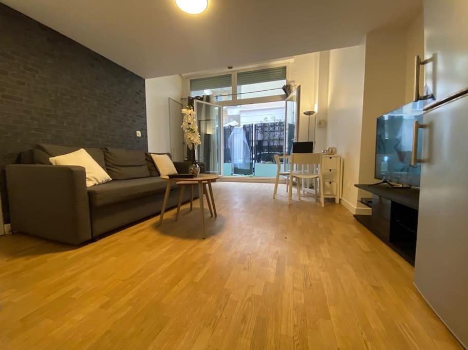 Magnifique Duplex 45 M2 Aux Portes De Paris Metro Barbara A 30Mn Expo Porte De Versailles 몽트루즈 외부 사진