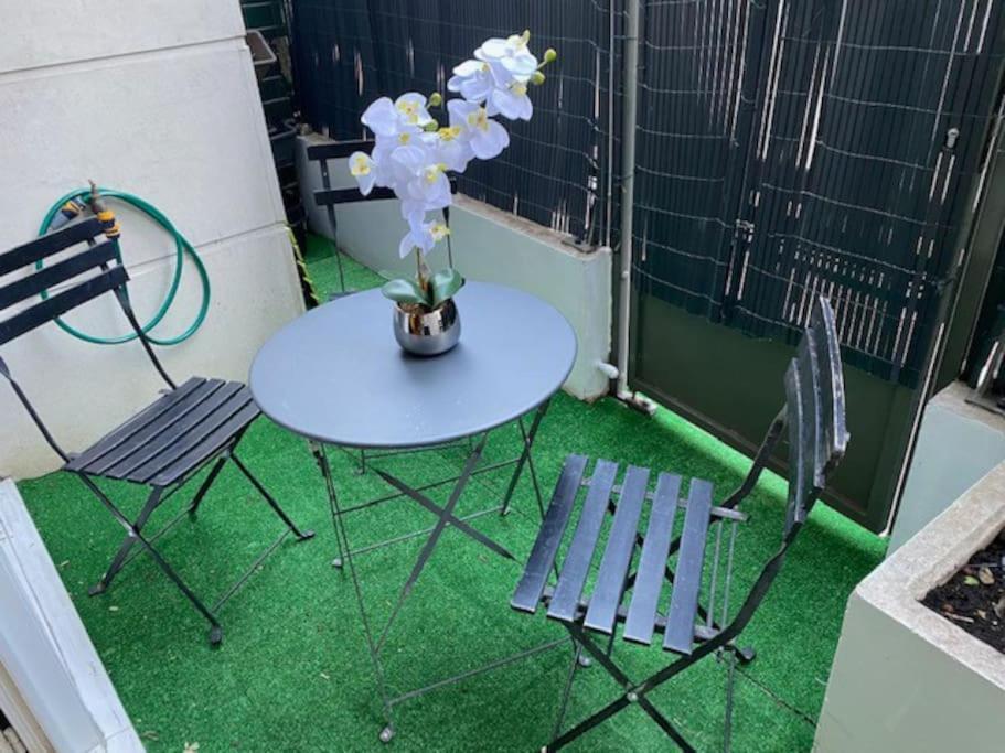 Magnifique Duplex 45 M2 Aux Portes De Paris Metro Barbara A 30Mn Expo Porte De Versailles 몽트루즈 외부 사진