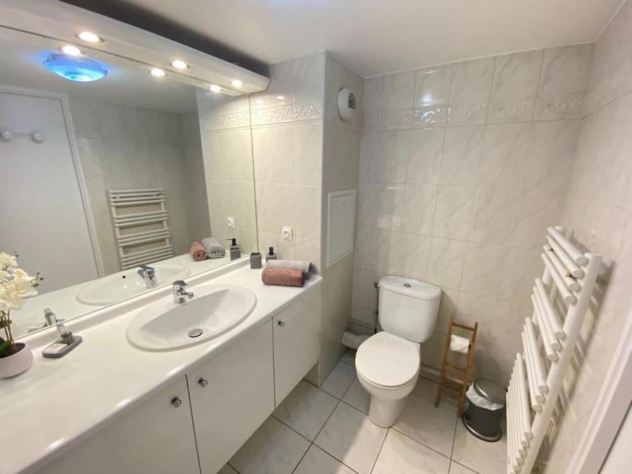 Magnifique Duplex 45 M2 Aux Portes De Paris Metro Barbara A 30Mn Expo Porte De Versailles 몽트루즈 외부 사진