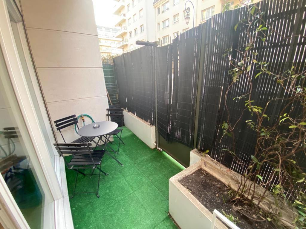 Magnifique Duplex 45 M2 Aux Portes De Paris Metro Barbara A 30Mn Expo Porte De Versailles 몽트루즈 외부 사진